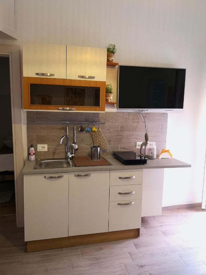 Brutia Mom&Son Bed & Breakfast Cosenza Bagian luar foto