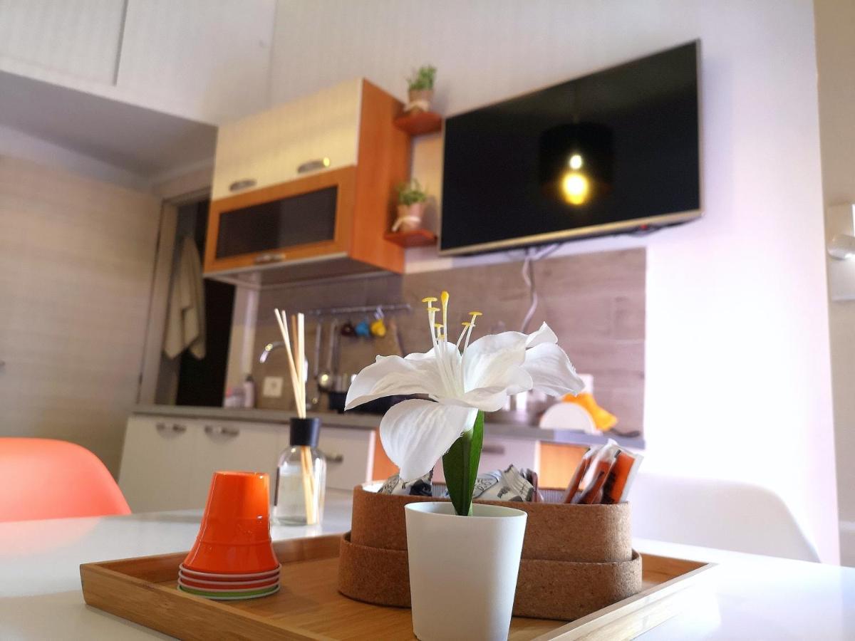 Brutia Mom&Son Bed & Breakfast Cosenza Bagian luar foto