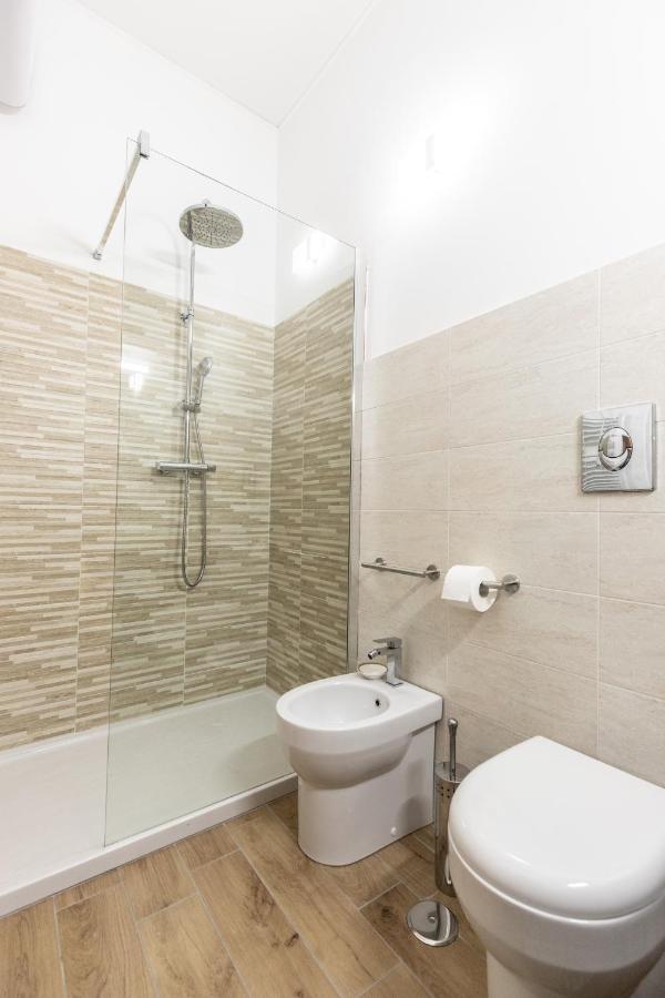 Brutia Mom&Son Bed & Breakfast Cosenza Bagian luar foto