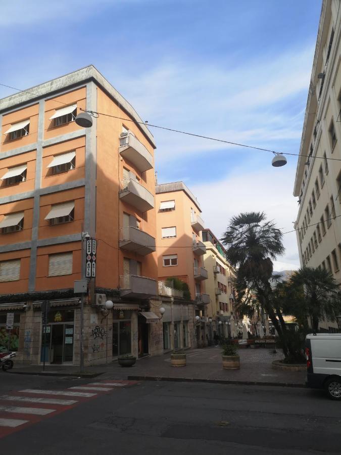 Brutia Mom&Son Bed & Breakfast Cosenza Bagian luar foto